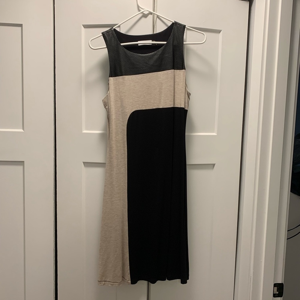 Super cute Calvin Klein dress! Size 6!